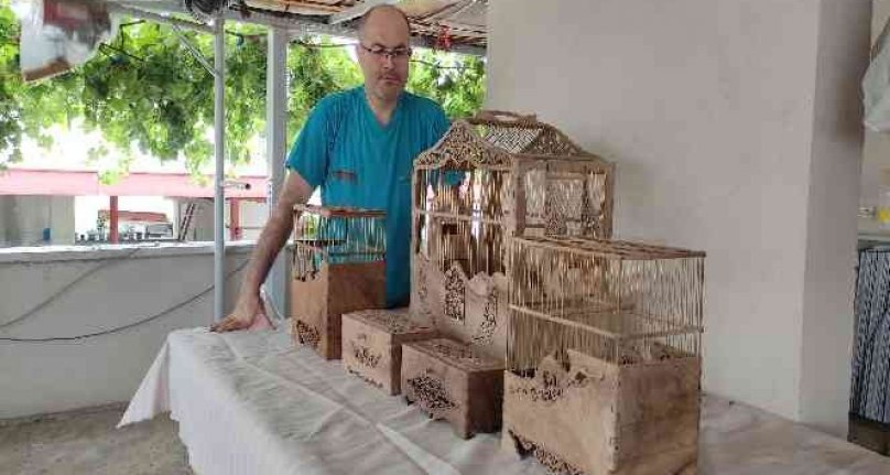 Bursa'da kuşlar için sanat eseri gibi kafesler yaptı! Büyük talep görüyor…