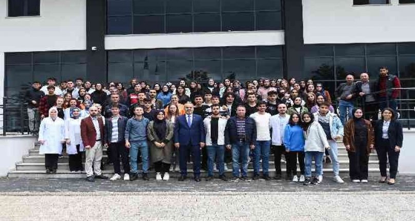 Gençler üniversiteye Bursa Büyükşehir'le hazırlanıyor