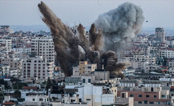 İsrail, savaş uçakları ve topçu birlikleri ile saldırdı!