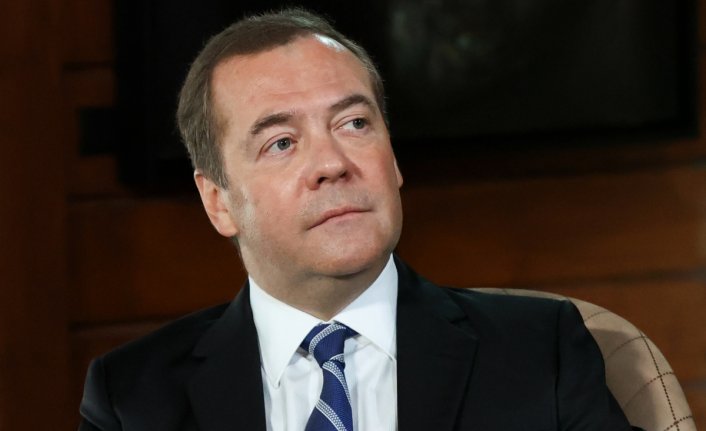 Medvedev: 'Kiev NATO'ya katılmaktan vazgeçse bile Rusya operasyonlarını durdurmayacak'
