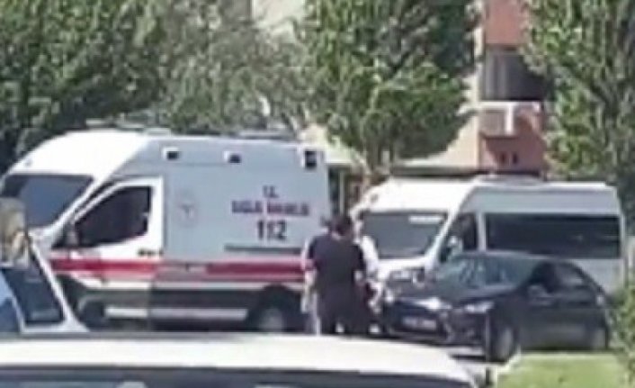 Pes dedirten olay! Hastanenin önünden ambulans çalındı