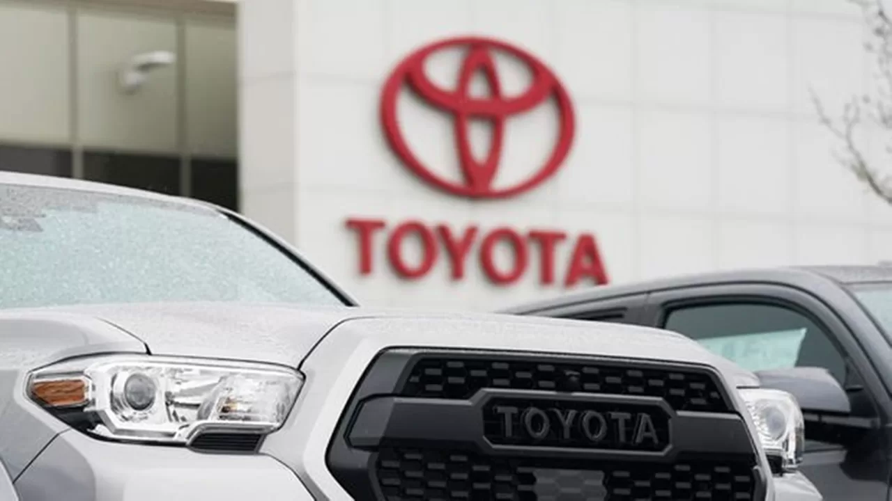 Toyota 2023’te Küresel Araç Satışlarında Rekor Kırdı