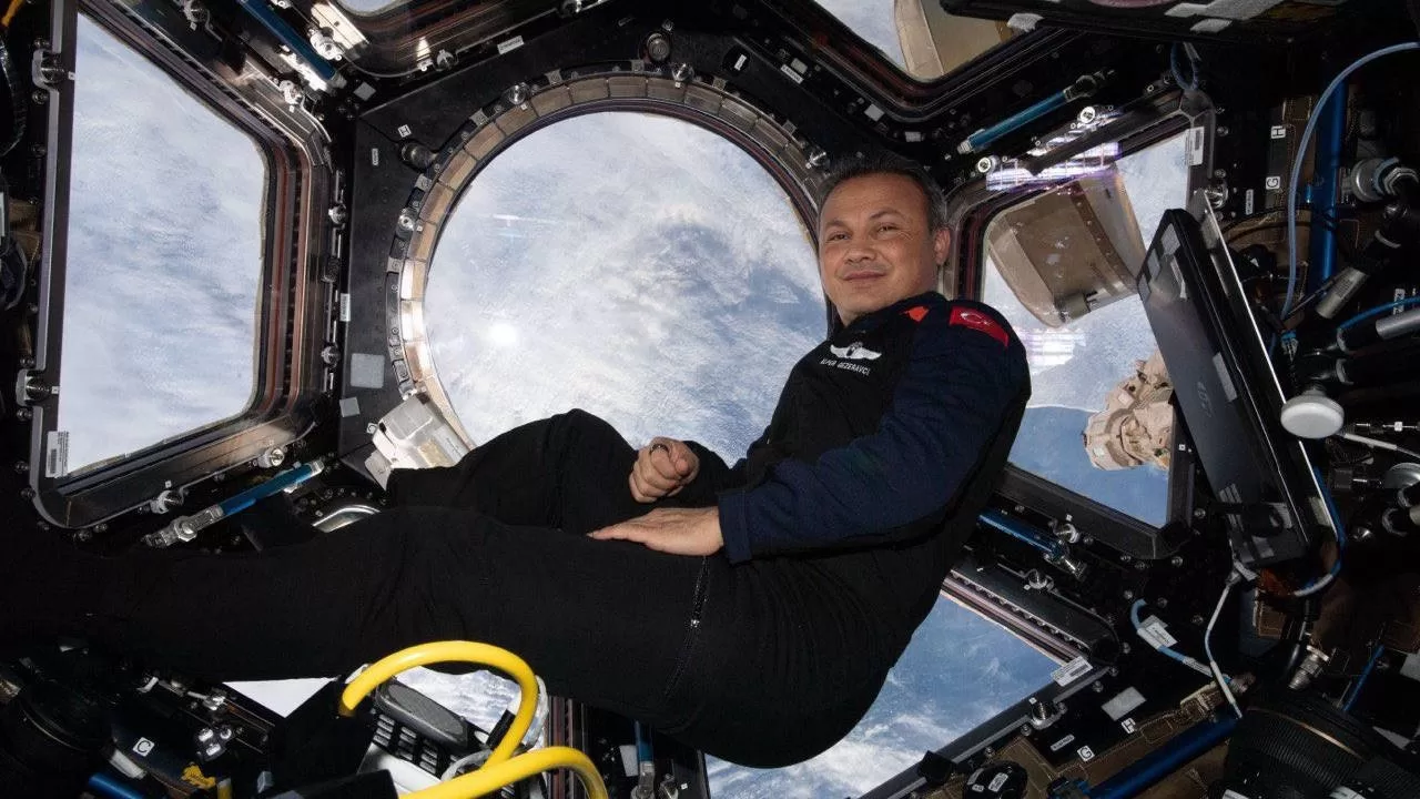 SpaceX Açıkladı: Alper Gezeravcı’nın Dönüş Yolculuğu Bir Kez Daha Ertelendi