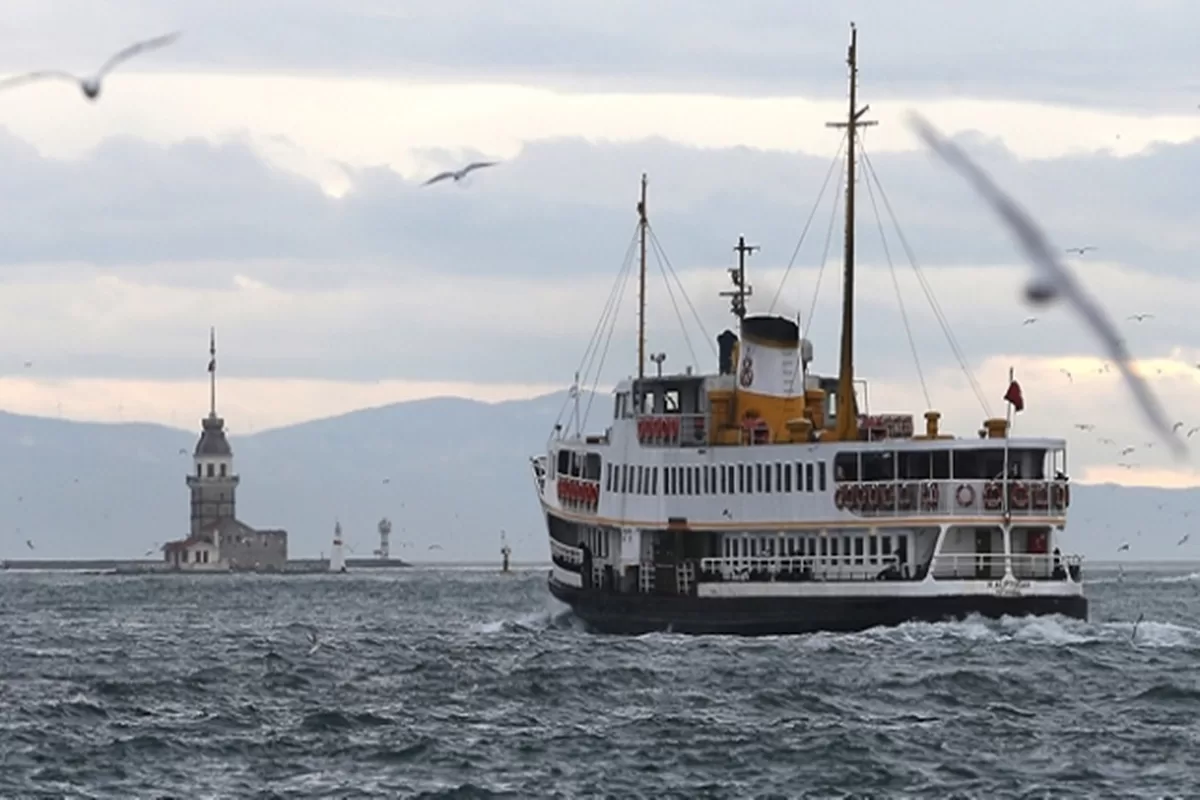 İstanbul’da Olumsuz Hava Koşulları Nedeniyle Vapur Seferleri İptal Edildi
