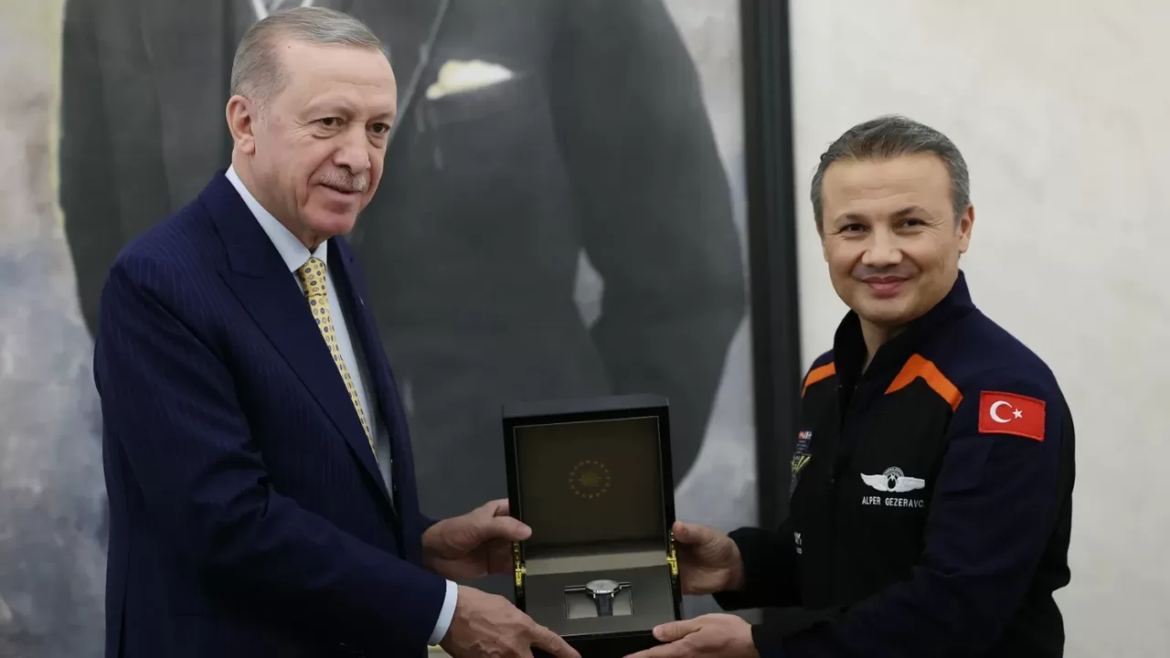 Alper Gezeravcı Türkiye Uzay Ajansı Yönetim Kurulu’na Atandı